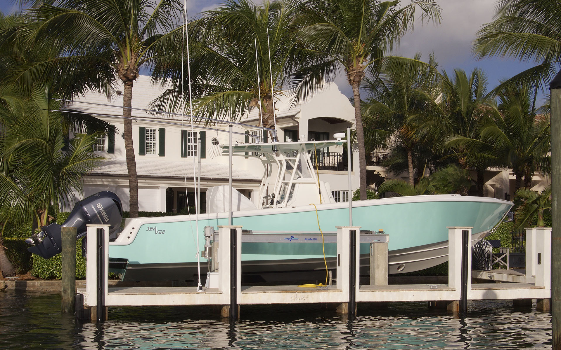 Large boat on a Neptune saltwater boat lift