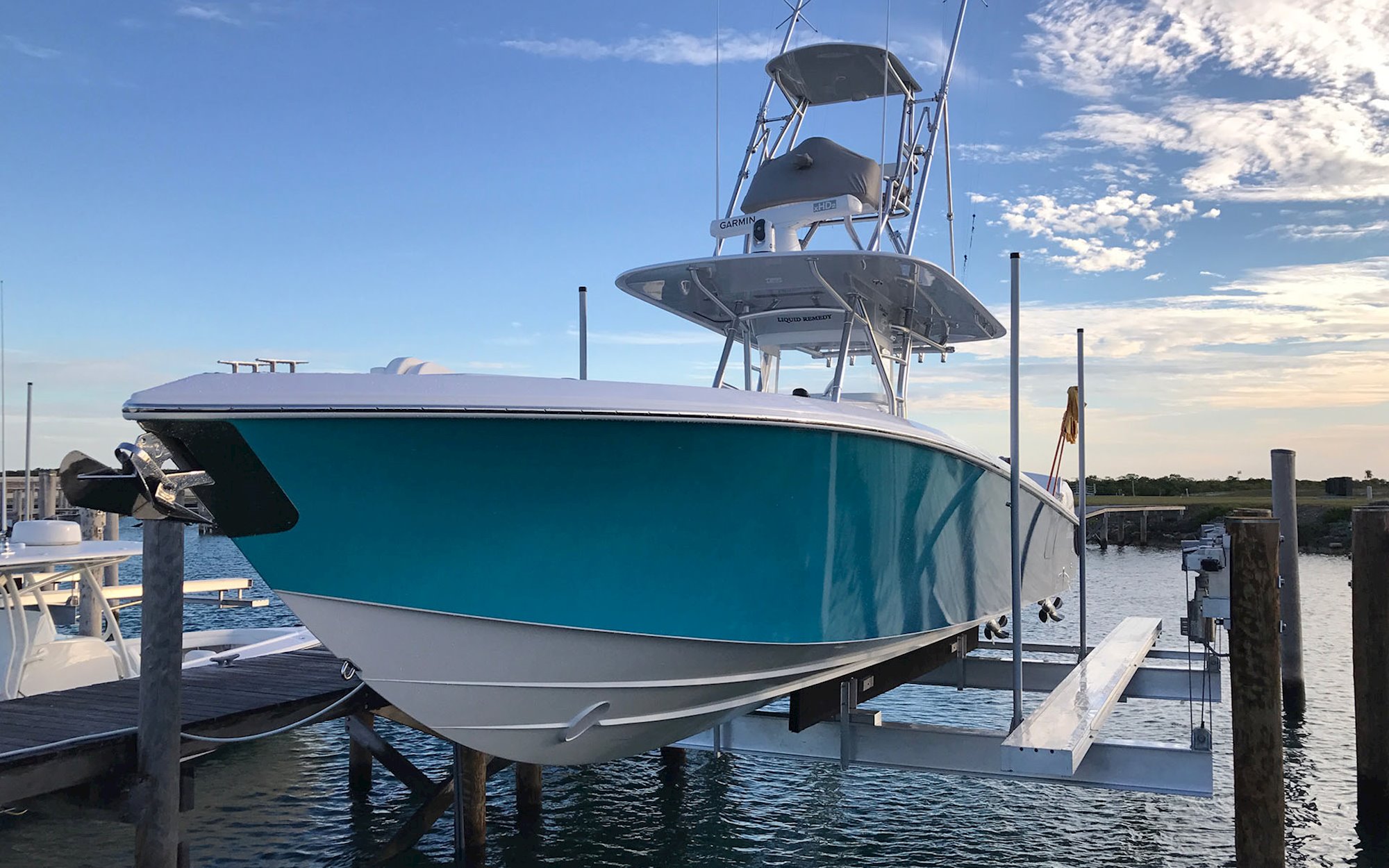 Low Profile Boat Lifts Sleek & Efficient Beamless Boat Lifts Neptune