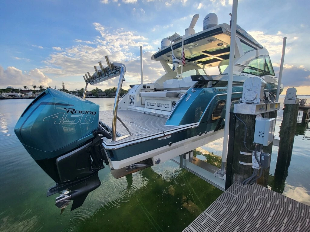 Neptune 4 Post Boat Lift
